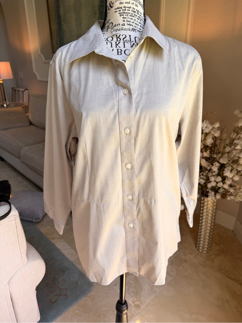 Alex Marie Wrinkle Free Stretch Beige Button Down Shirt Size 12 Like New
